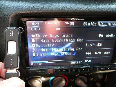 Pioneer AVH41000-DVD receiver using USB